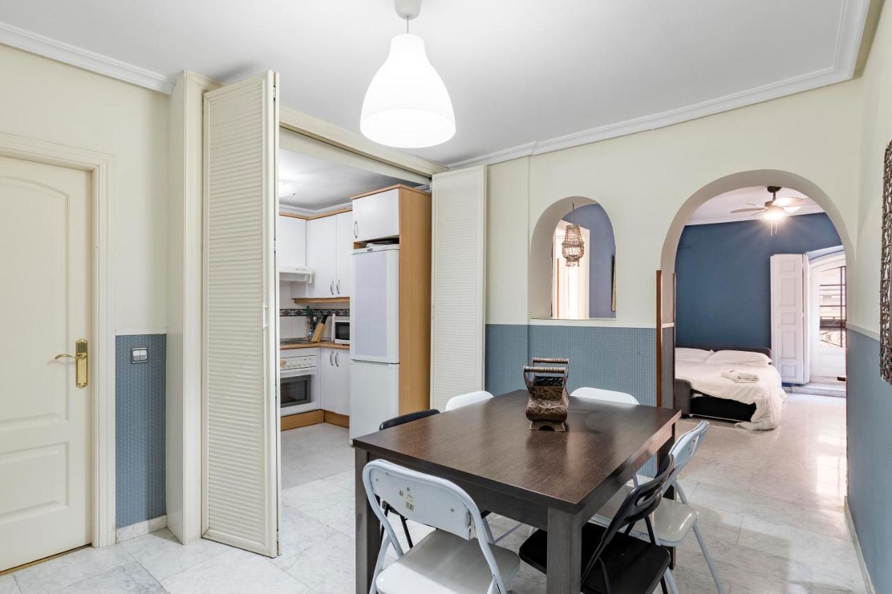 Plaza Sant' Ana, Casco Historico Apartment Madrid Exterior photo